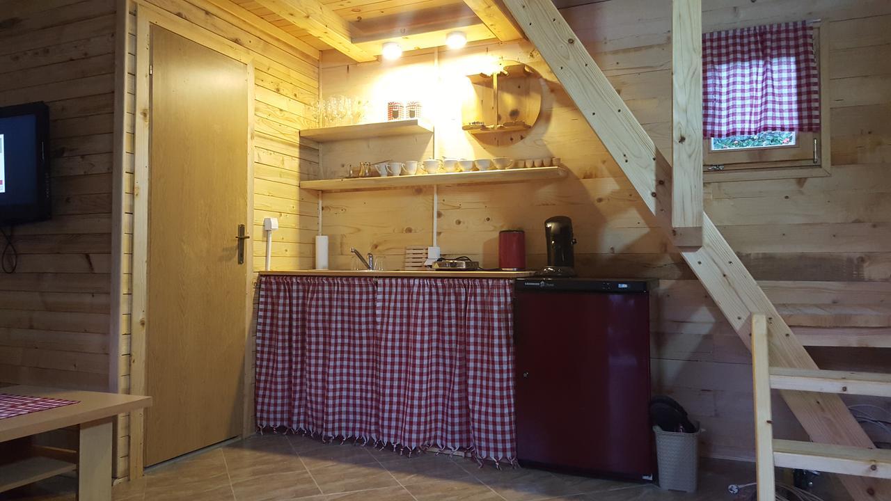 Vacation Home Sajra Kulen Vakuf Exterior photo